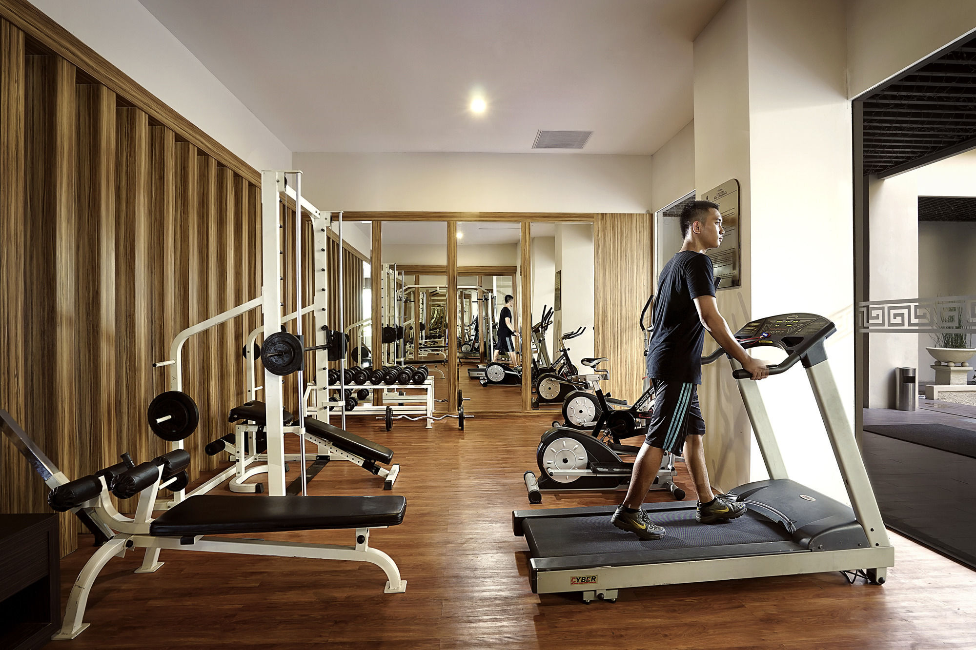 Cavinton Hotel Malioboro Yogyakarta By Tritama Hospitality Exterior foto