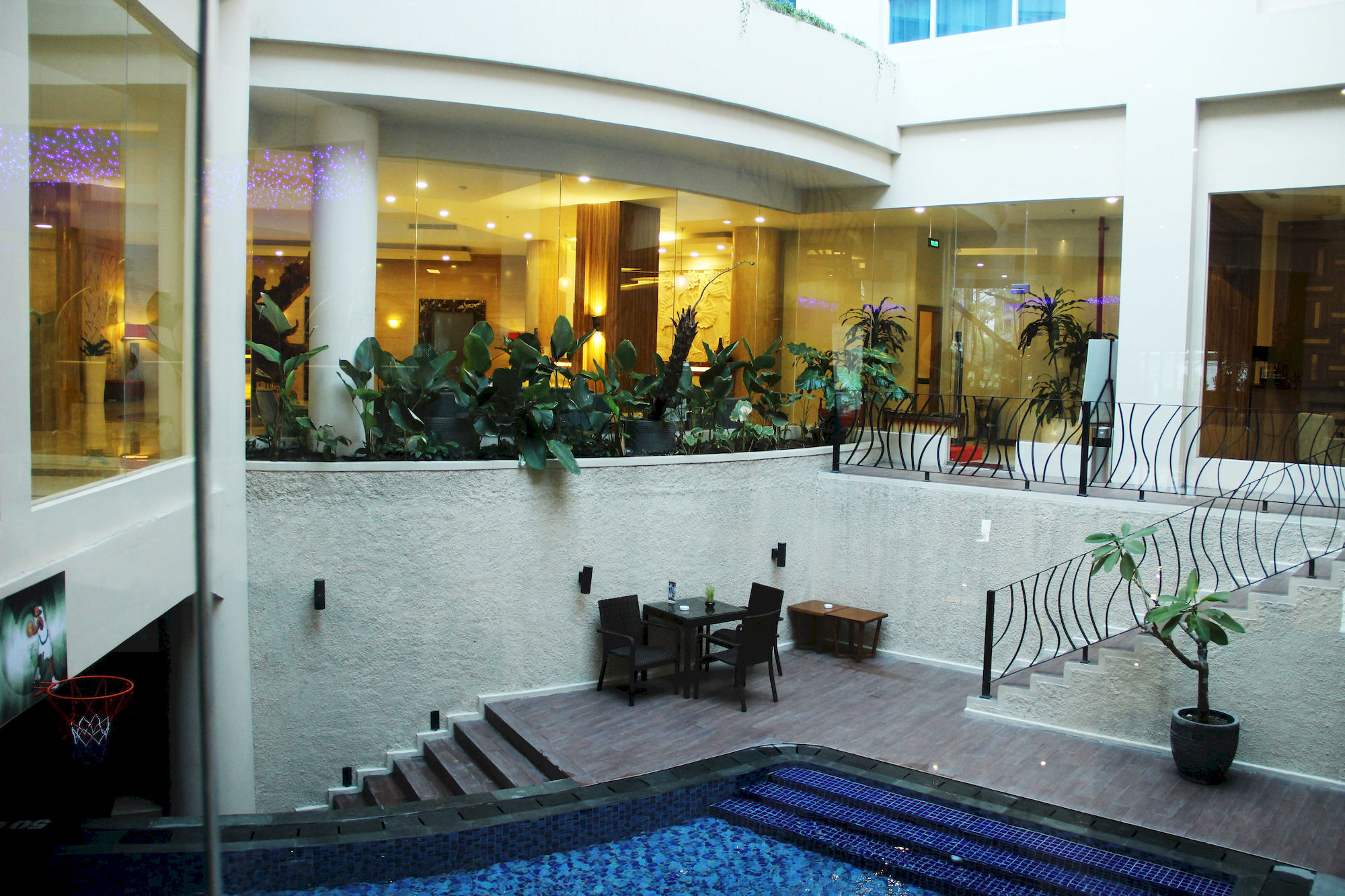 Cavinton Hotel Malioboro Yogyakarta By Tritama Hospitality Exterior foto